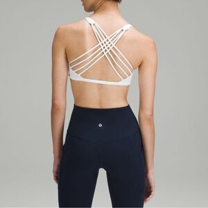 Lululemon Free To Be Wild Sports Bra in White size 4